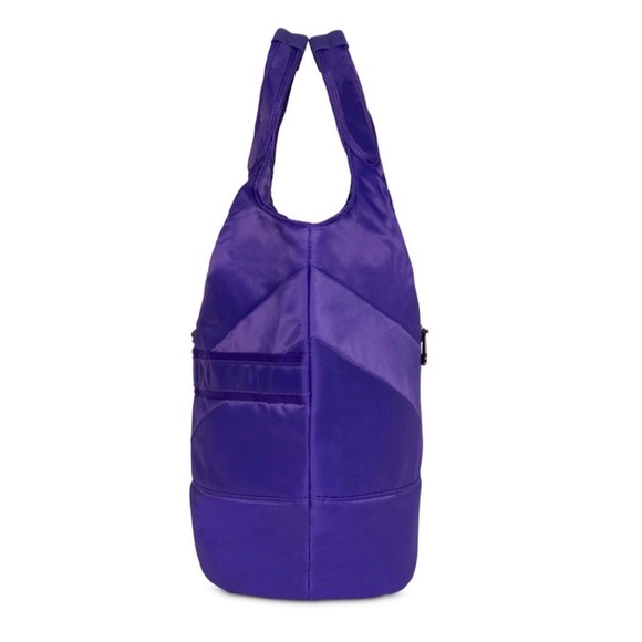 Lug Bag | Lug Gondola SE Tote in Violet - Picture 4 of 12